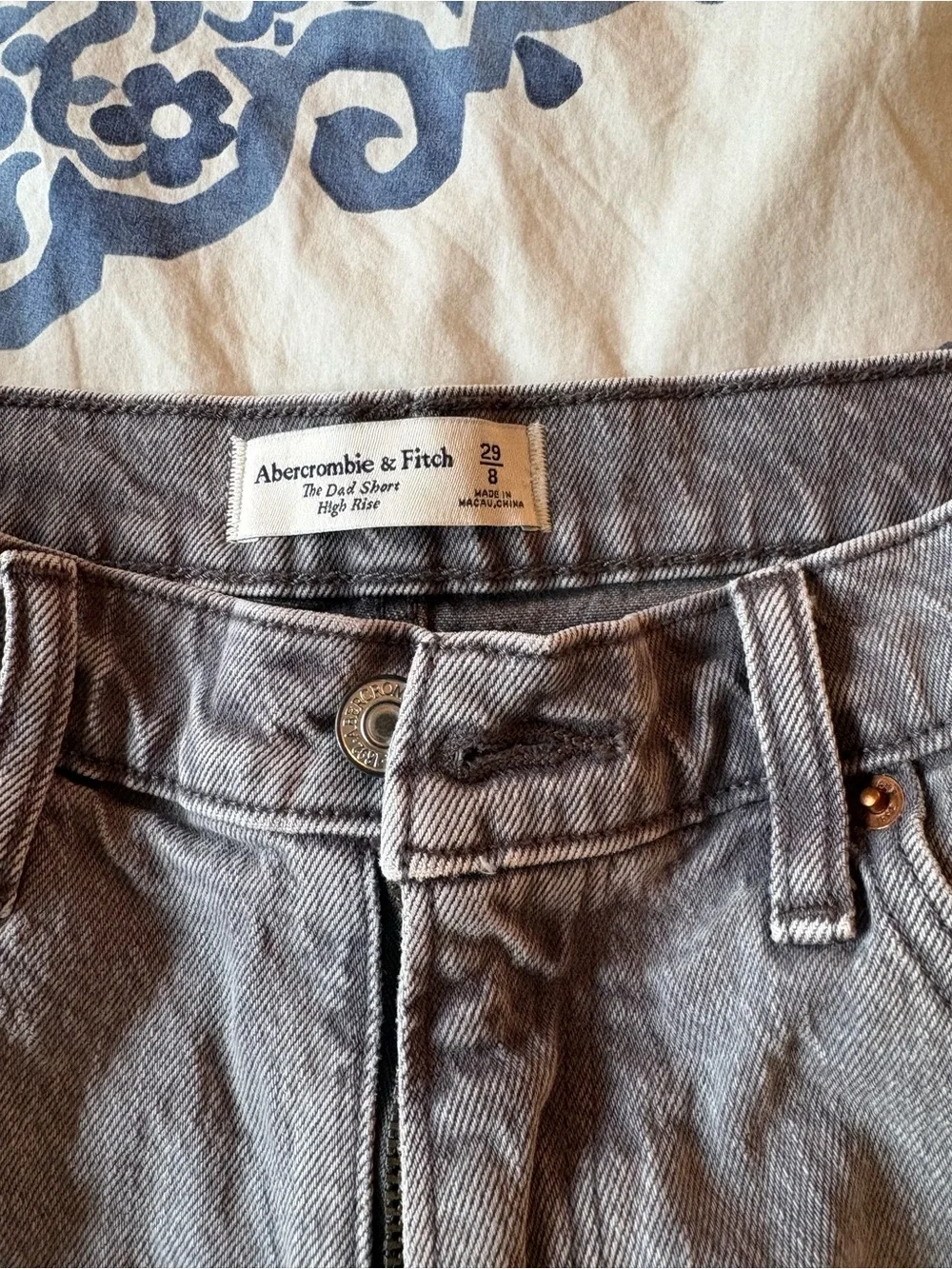 Abercrombie High-Rise Women’s Denim Shorts in Gray
